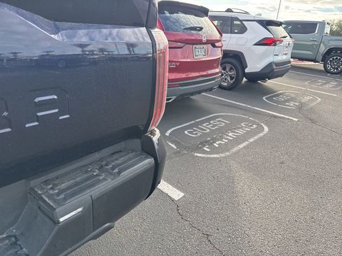 Used 2025 Toyota Tundra Limited image 6