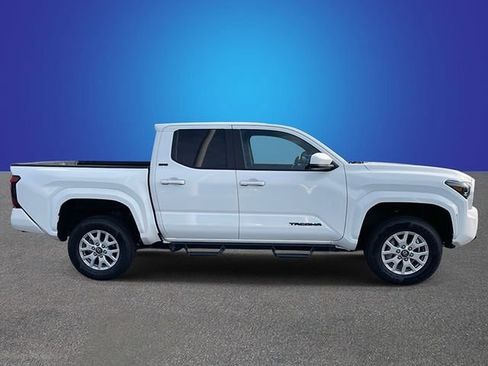 Used 2024 Toyota Tacoma SR5 image 6