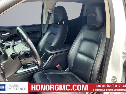 Used 2019 Chevrolet Colorado ZR2 w/ ZR2 Dusk Special Edition AWD/4WD image 22