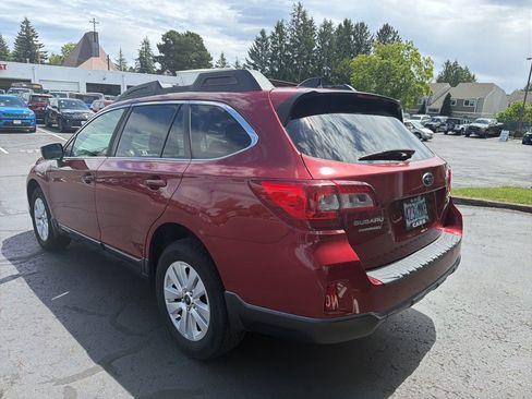 Used 2017 Subaru Outback 2.5i Premium w/ Popular Package #2 AWD/4WD image 5