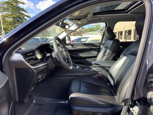 Used 2023 Jeep Grand Cherokee 4XE image 24