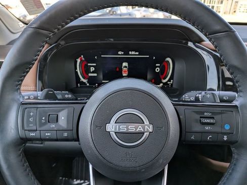 Certified 2024 Nissan Pathfinder Platinum w/ Cargo Package image 29