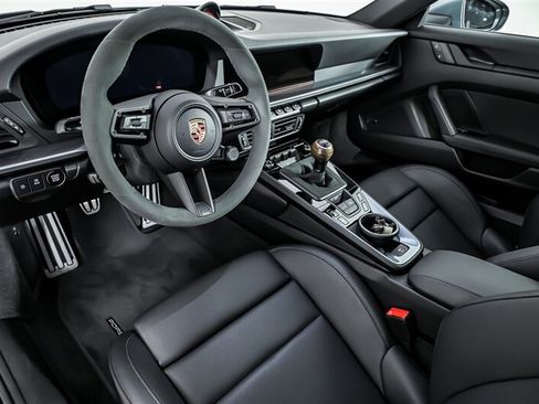 Used 2026 Porsche 911 Carrera T RWD image 14