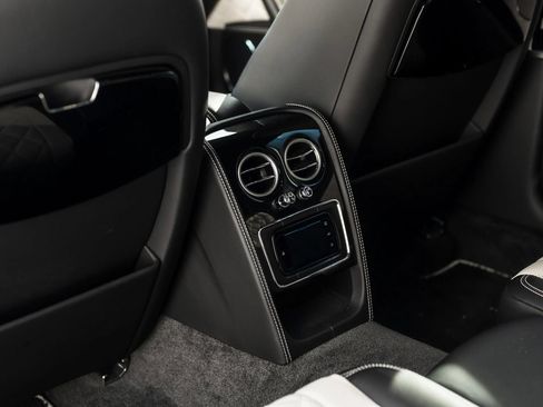 Used 2017 Bentley Flying Spur S V8 AWD/4WD image 36