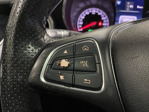 Certified 2018 Mercedes-Benz GLC 300 image 11