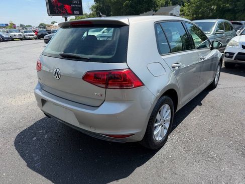 Used 2015 Volkswagen Golf S FWD image 9