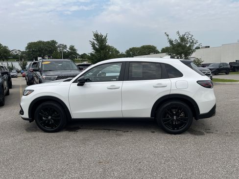 Certified 2026 Honda HR-V Sport image 7