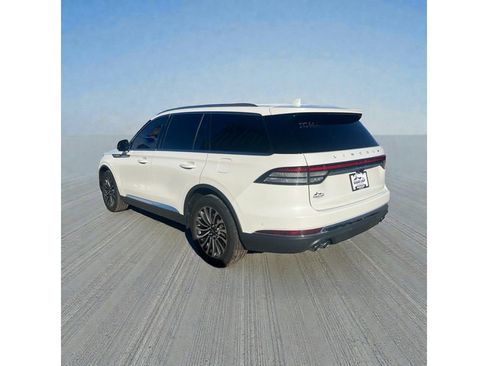 Used 2020 Lincoln Aviator Reserve w/ Equipment Group 201A image 4
