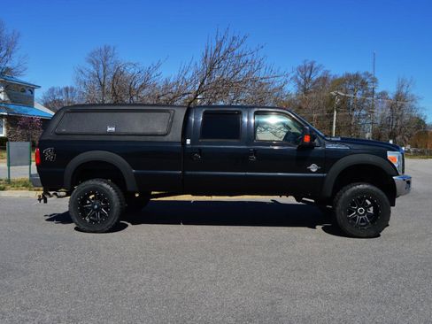Used 2011 Ford F350 Lariat w/ Camper Pkg image 7