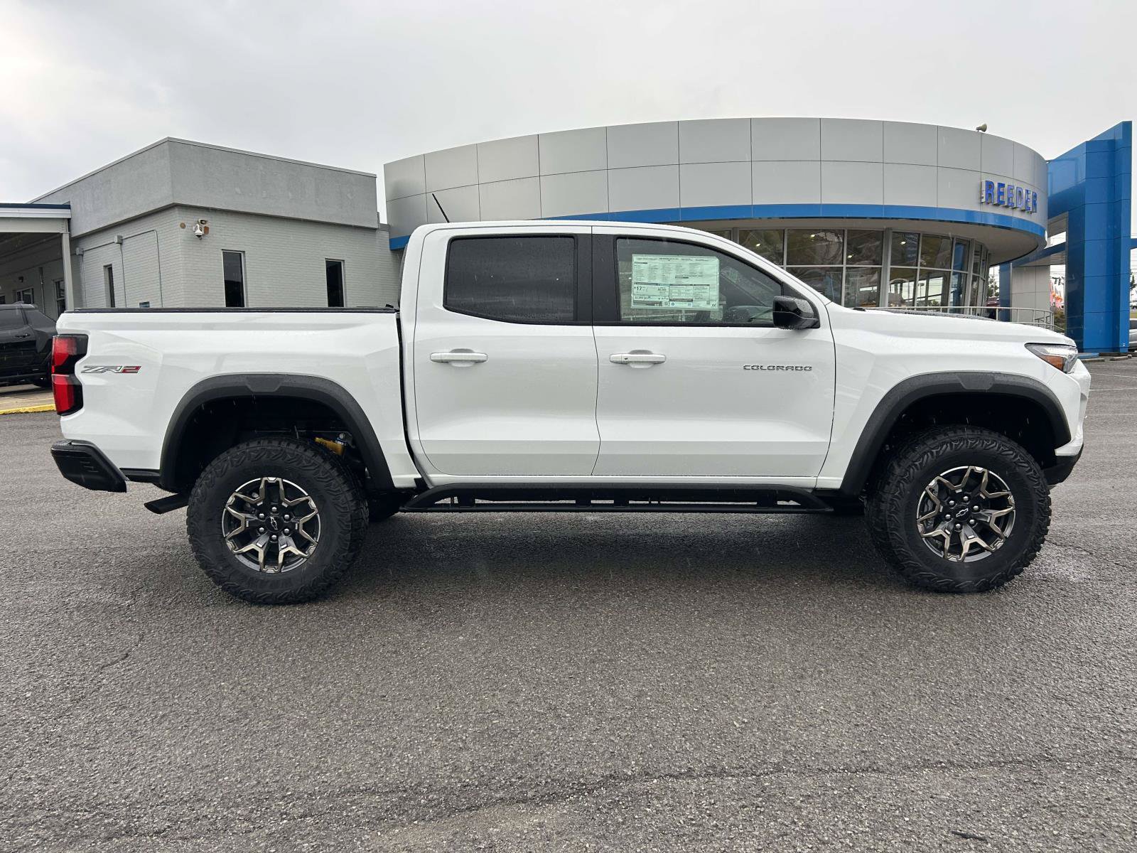 New 2026 Chevrolet Colorado ZR2 w/ Technology Package AWD/4WD image 5