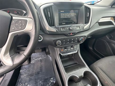 Used 2019 GMC Terrain SLE image 30