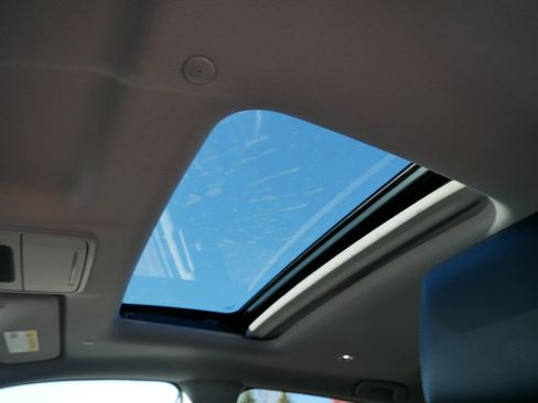 Certified 2025 Acura ADX AWD image 33