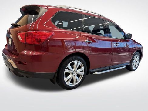 Used 2019 Nissan Pathfinder SL w/ SL Premium Package image 7