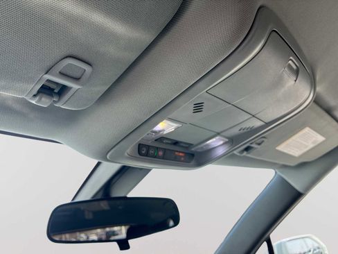 Certified 2019 Chevrolet Blazer LT image 34