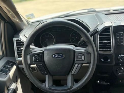 Used 2015 Ford F150 XLT RWD image 19