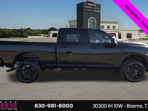 Used 2025 RAM 2500 Laramie AWD/4WD image 8
