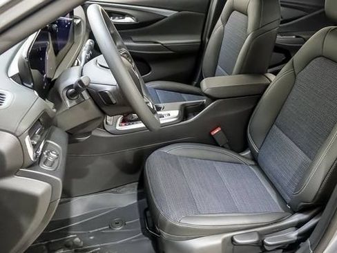 New 2026 Buick Envista Preferred w/ Convenience II Package FWD image 9