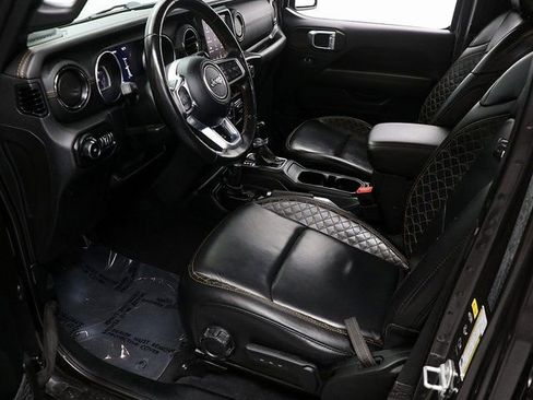 Used 2021 Jeep Wrangler Unlimited Sahara image 10