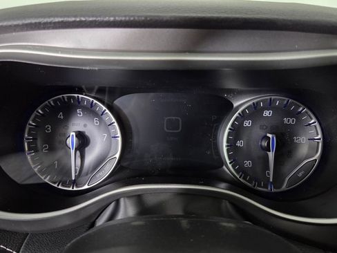 New 2026 Chrysler Pacifica Select image 21