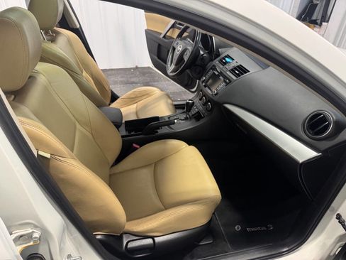 Used 2013 MAZDA MAZDA3 i Grand Touring image 18
