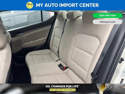 Used 2017 Hyundai Elantra Value Edition w/ Cargo Package FWD image 20