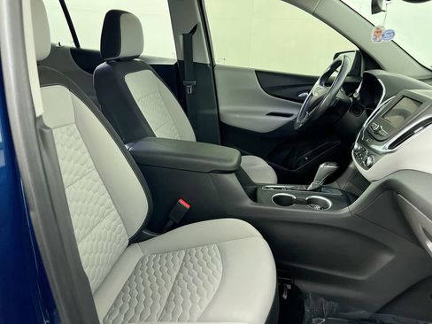 Used 2020 Chevrolet Equinox LT FWD image 25