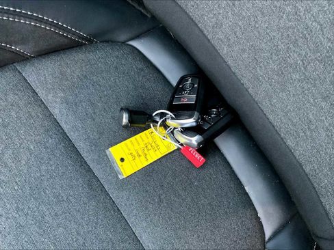 Used 2024 Ford Mustang Coupe image 23