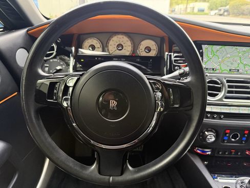 Used 2018 Rolls-Royce Dawn image 42
