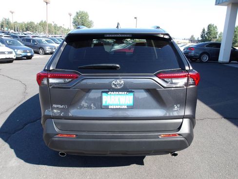 Used 2020 Toyota RAV4 LE w/ All Weather Liner Package AWD/4WD image 4