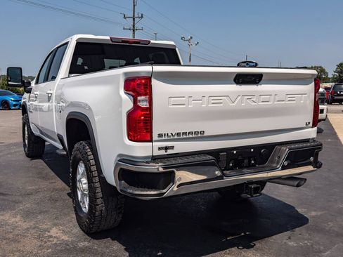 Used 2025 Chevrolet Silverado 2500 LT w/ Safety Package AWD/4WD image 3