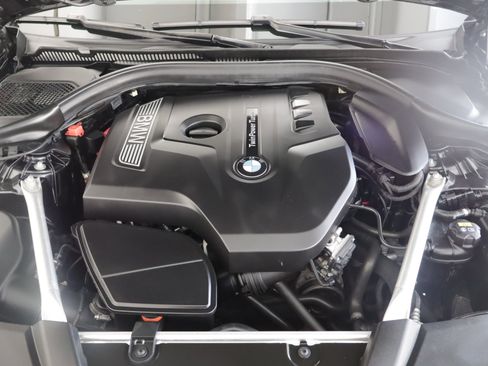 Used 2019 BMW 530i xDrive w/ Convenience Package image 31