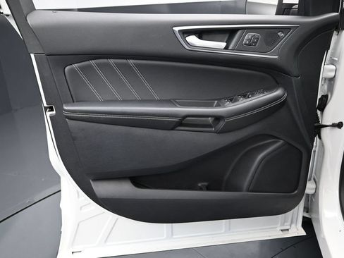Certified 2022 Ford Edge ST w/ Equipment Group 401A AWD/4WD image 18