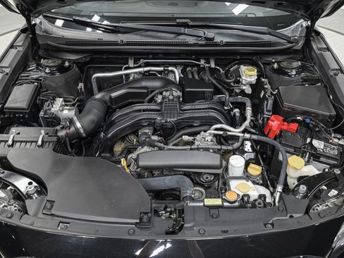 Used 2020 Subaru Outback Limited image 11