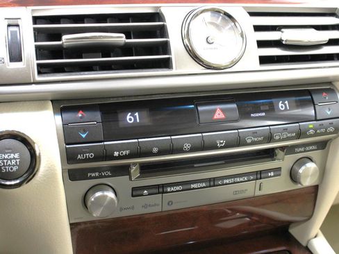 Used 2016 Lexus LS 460 w/ Comfort Package image 68