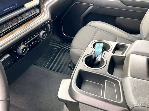 Used 2025 Chevrolet Silverado 1500 LT image 16