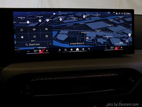 Certified 2025 BMW 330i xDrive Sedan image 20