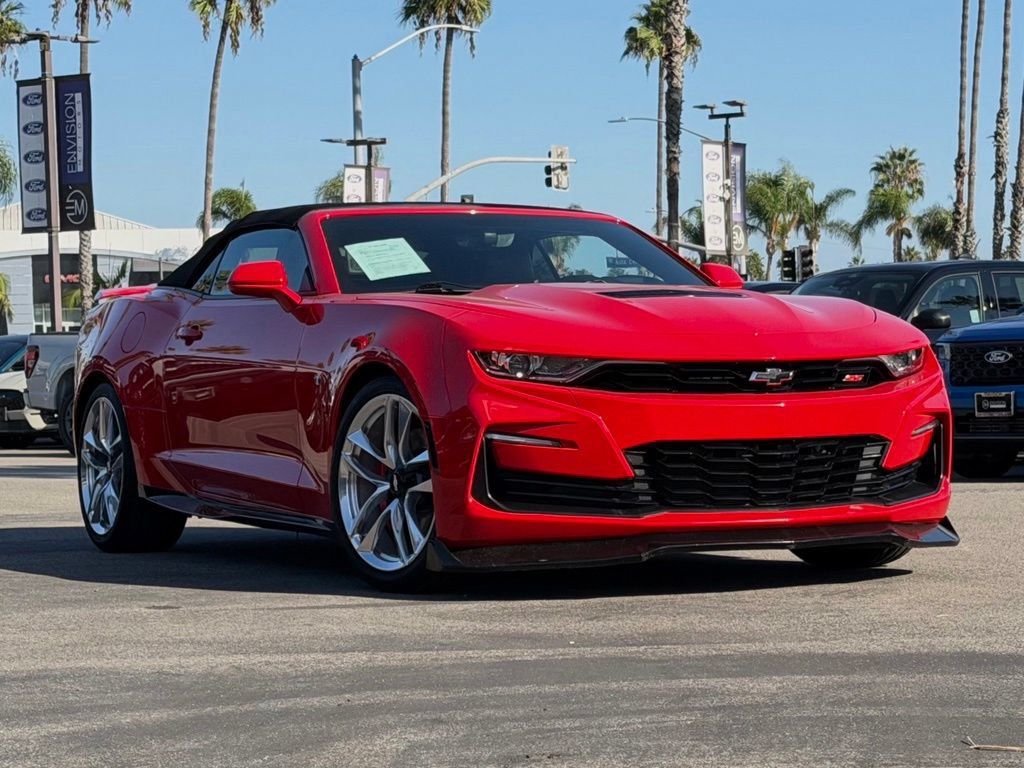 Used 2021 Chevrolet Camaro SS RWD image 2