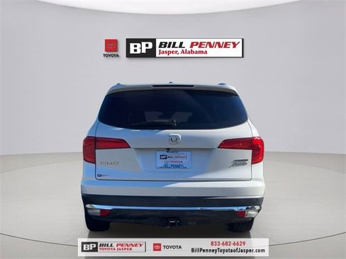 Used 2016 Honda Pilot Touring image 4