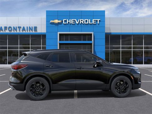 New 2026 Chevrolet Blazer LT image 5