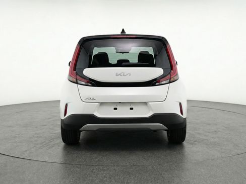 Used 2025 Kia Soul LX w/ LX Technology Package image 7