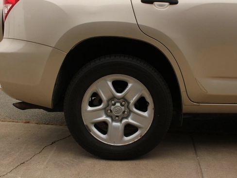 Used 2008 Toyota RAV4 4WD image 7