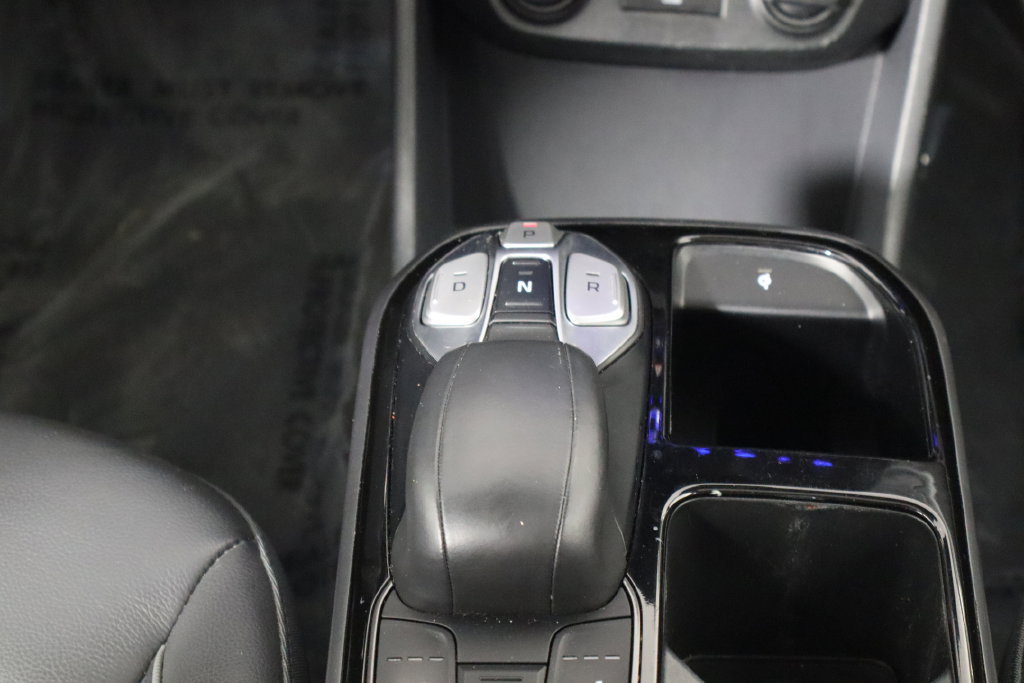 Used 2021 Hyundai Ioniq Limited FWD image 29