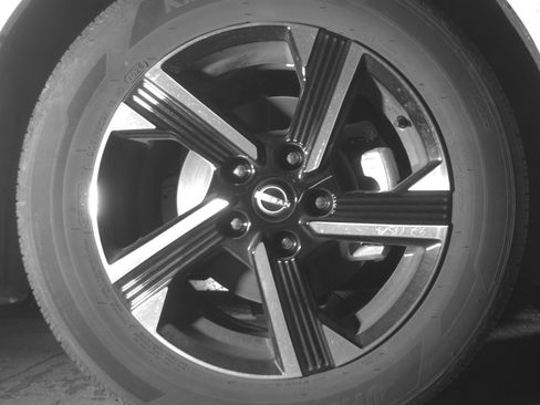 Used 2025 Nissan Sentra SV FWD image 13