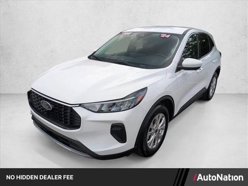 Used 2024 Ford Escape Active w/ Tech Pack #2 FWD image 1
