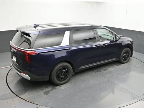 Used 2026 Kia Carnival FWD image 28