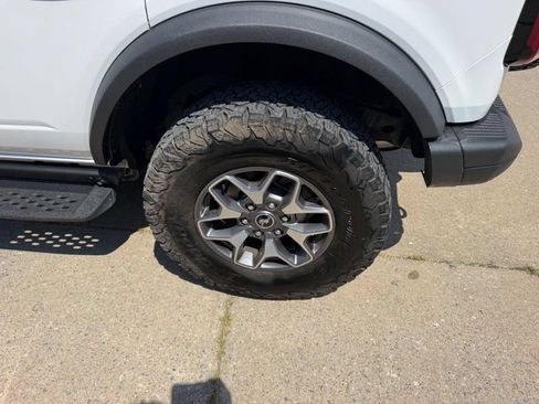 Used 2025 Ford Bronco Badlands AWD/4WD image 6