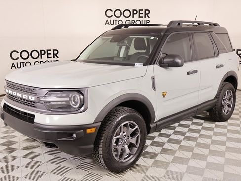 Used 2024 Ford Bronco Sport Badlands image 10