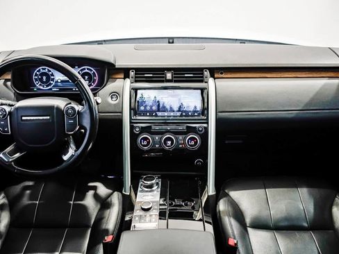 Used 2018 Land Rover Discovery HSE AWD/4WD image 12