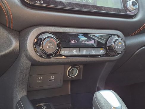 Used 2024 Nissan Kicks SR w/ Interior Electronics Package FWD image 7