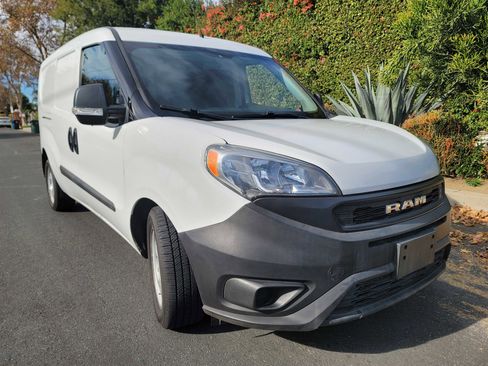 Used 2021 RAM ProMaster City Tradesman image 2